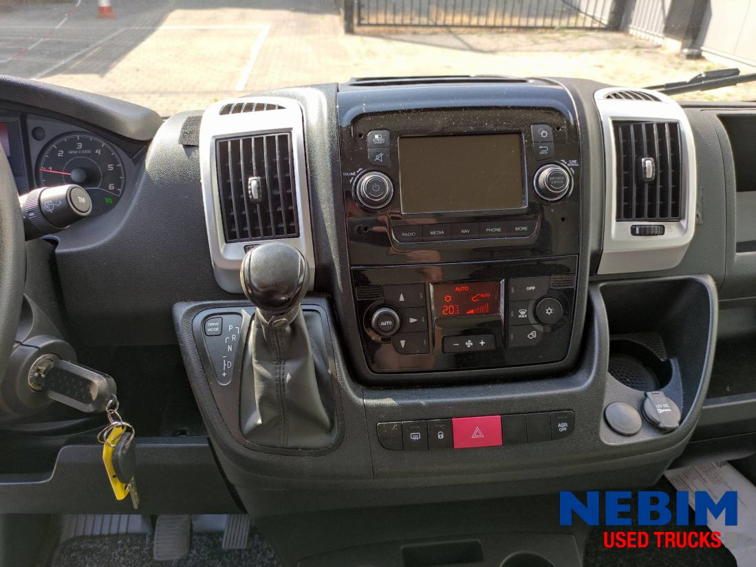 Fiat Ducato 2.3 140PK - L3H2 - Automatic Gearbox - Van panel: gambar 5 Fiat Ducato 2.3 140PK - L3H2 - Automatic Gearbox - Van panel: gambar 5