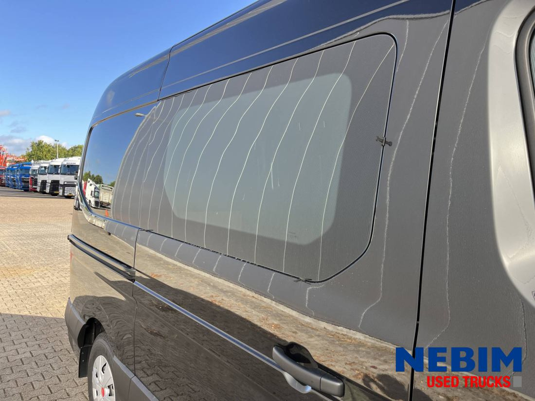 Renault Master L2H2 170HP Automatic Air Suspension - Van panel: gambar 4 Renault Master L2H2 170HP Automatic Air Suspension - Van panel: gambar 4