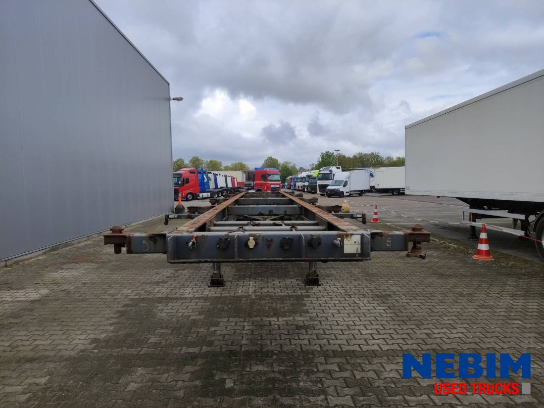 Renders Containerchassis ROC 12.27 CC - 1x40" 1x30" 2x20" - Semi-trailer pengangkut mobil: gambar 4 Renders Containerchassis ROC 12.27 CC - 1x40" 1x30" 2x20" - Semi-trailer pengangkut mobil: gambar 4