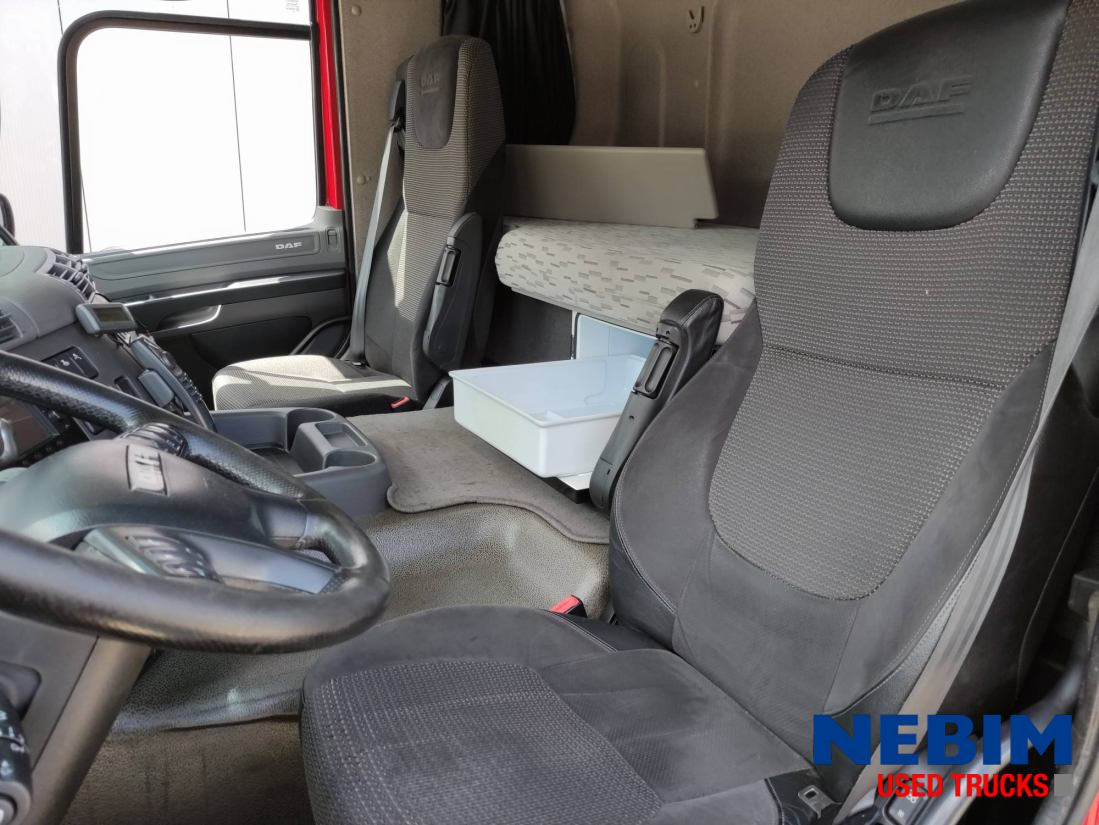 DAF CF 440 4x2 - Space cab - Tractor head: gambar 3 DAF CF 440 4x2 - Space cab - Tractor head: gambar 3