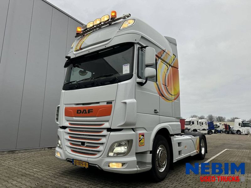 DAF XF480 4x2 - 688.836km - leather interior - Parking airco - Tractor head: gambar 1 DAF XF480 4x2 - 688.836km - leather interior - Parking airco - Tractor head: gambar 1