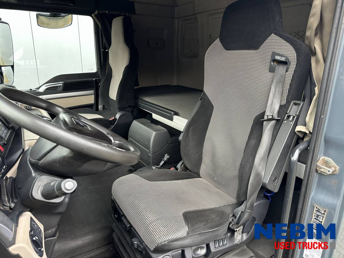 MAN TGX 18.460 4x4 Hydro drive - Tractor head: gambar 4 MAN TGX 18.460 4x4 Hydro drive - Tractor head: gambar 4