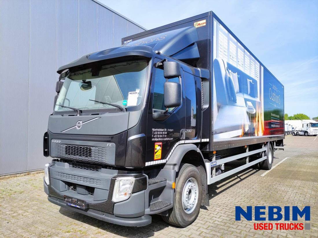 Volvo FE 280 4X2 - 214.632Km - DH 2000Kg Lift - Truk box: gambar 1 Volvo FE 280 4X2 - 214.632Km - DH 2000Kg Lift - Truk box: gambar 1