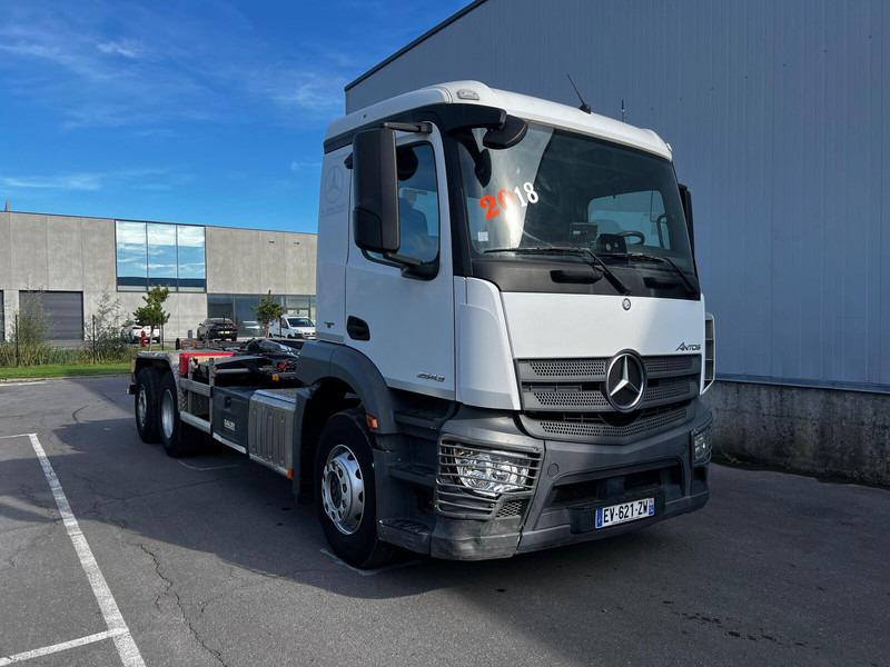 Mercedes-Benz Actros 2543 - Hook lift: gambar 5 Mercedes-Benz Actros 2543 - Hook lift: gambar 5
