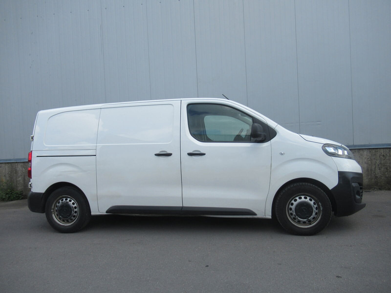 Opel Vivaro - Van panel: gambar 2 Opel Vivaro - Van panel: gambar 2