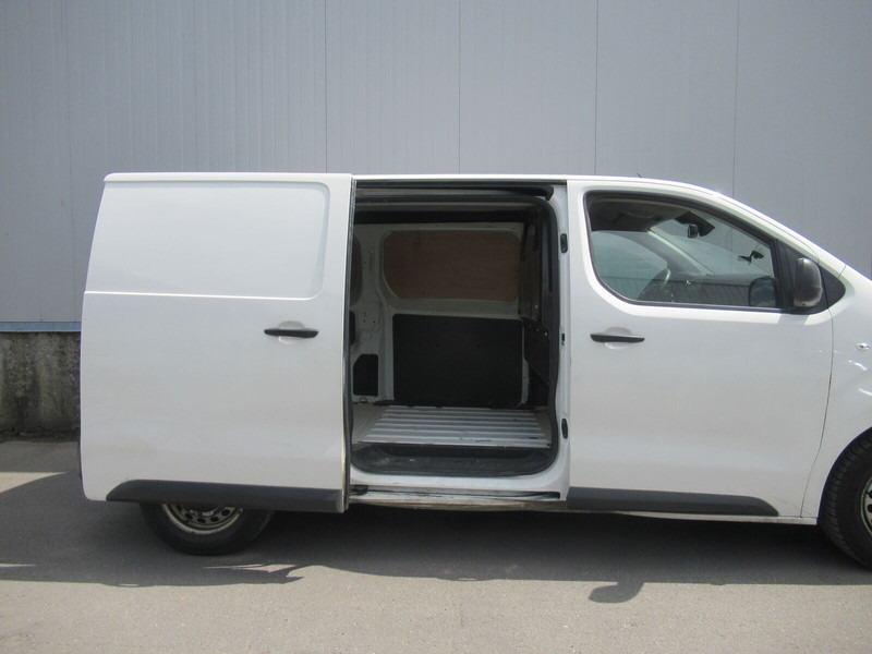 Opel Vivaro - Van panel: gambar 3 Opel Vivaro - Van panel: gambar 3