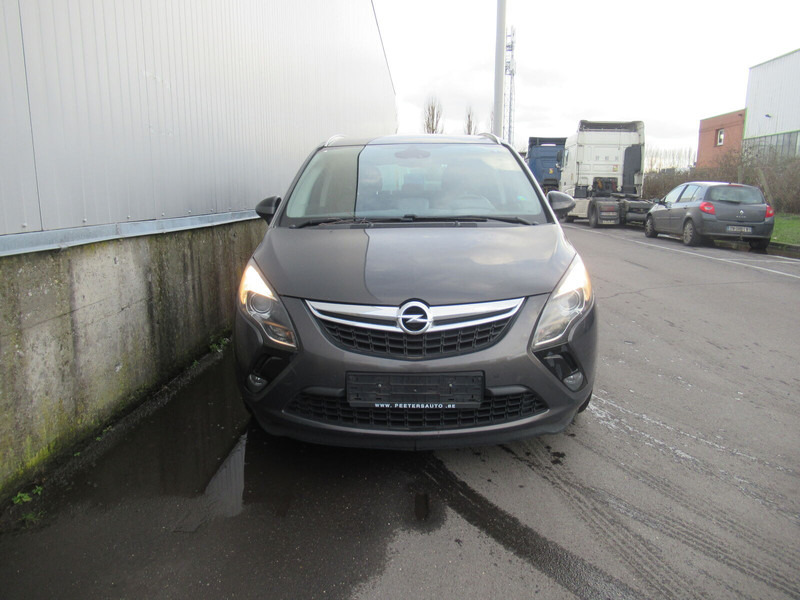 Opel Zafira Touren - Mobil: gambar 2 Opel Zafira Touren - Mobil: gambar 2
