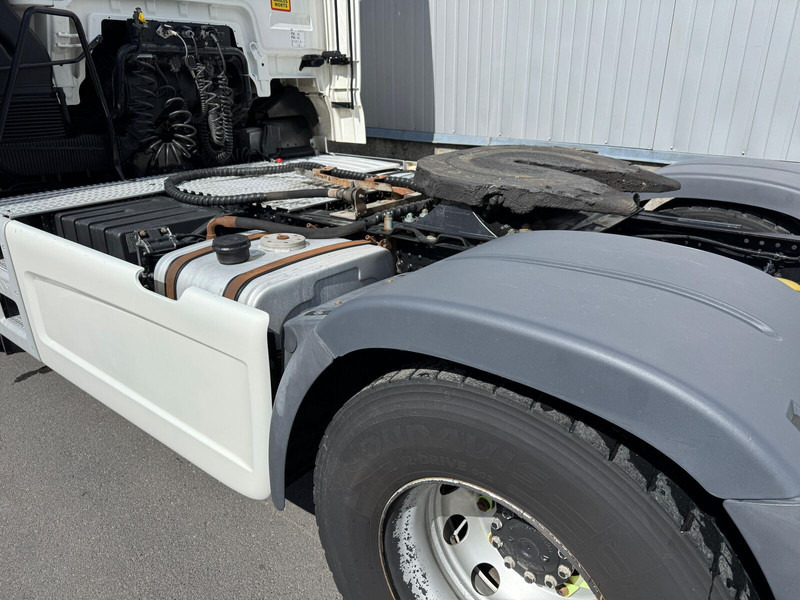 MAN TGX 18.500 - Tractor head: gambar 4 MAN TGX 18.500 - Tractor head: gambar 4