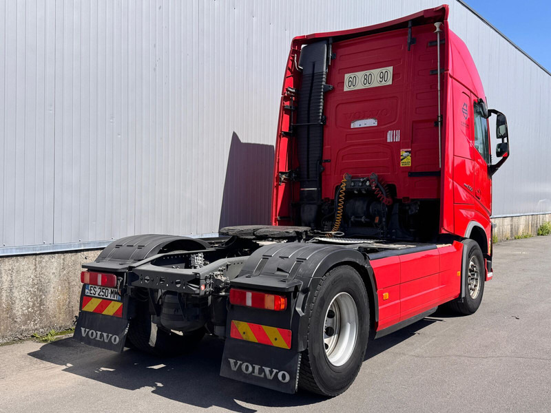 Volvo FH 500 - Tractor head: gambar 3 Volvo FH 500 - Tractor head: gambar 3