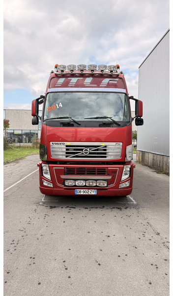 Volvo FH13 540 - Truk dengan terpal samping: gambar 3 Volvo FH13 540 - Truk dengan terpal samping: gambar 3