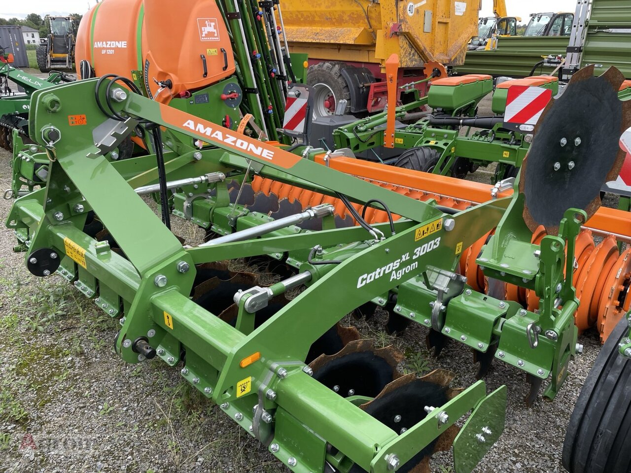 Amazone CatrosXL 3003 - Garu cakram: gambar 2 Amazone CatrosXL 3003 - Garu cakram: gambar 2