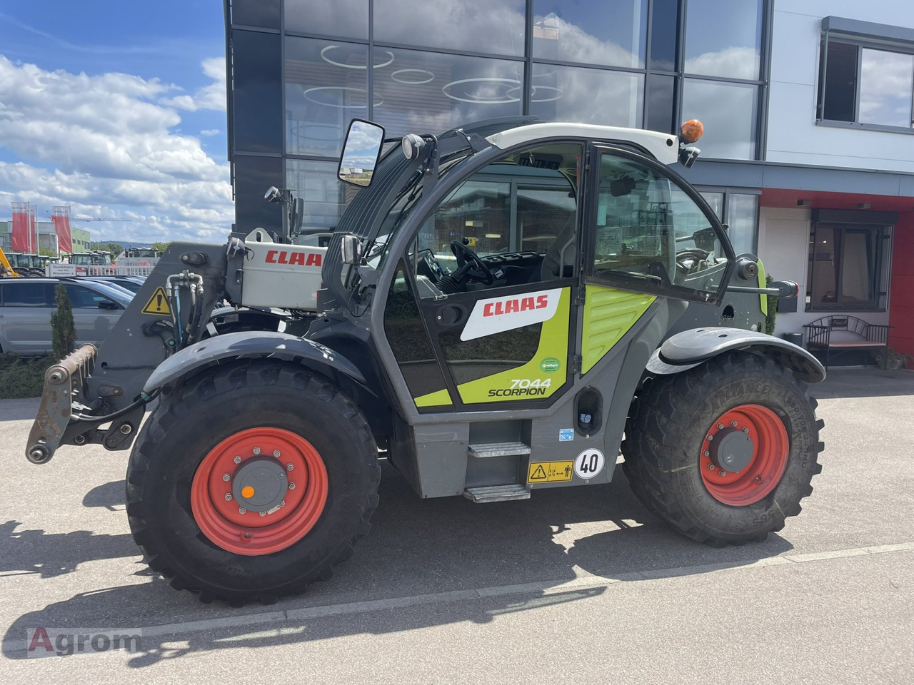 CLAAS Scorpion 7044 - Telehandler: gambar 3 CLAAS Scorpion 7044 - Telehandler: gambar 3