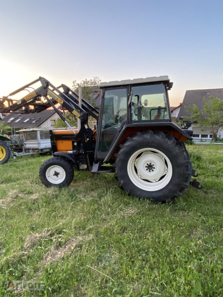 Renault 651 - Traktor: gambar 4 Renault 651 - Traktor: gambar 4