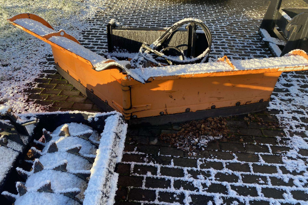 Faim 270 - Bajak salju: gambar 1 Faim 270 - Bajak salju: gambar 1