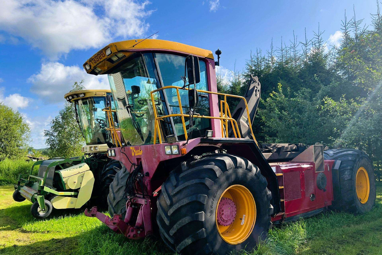 -Kita- Vredo Greentec VT3326 - Traktor: gambar 1 -Kita- Vredo Greentec VT3326 - Traktor: gambar 1