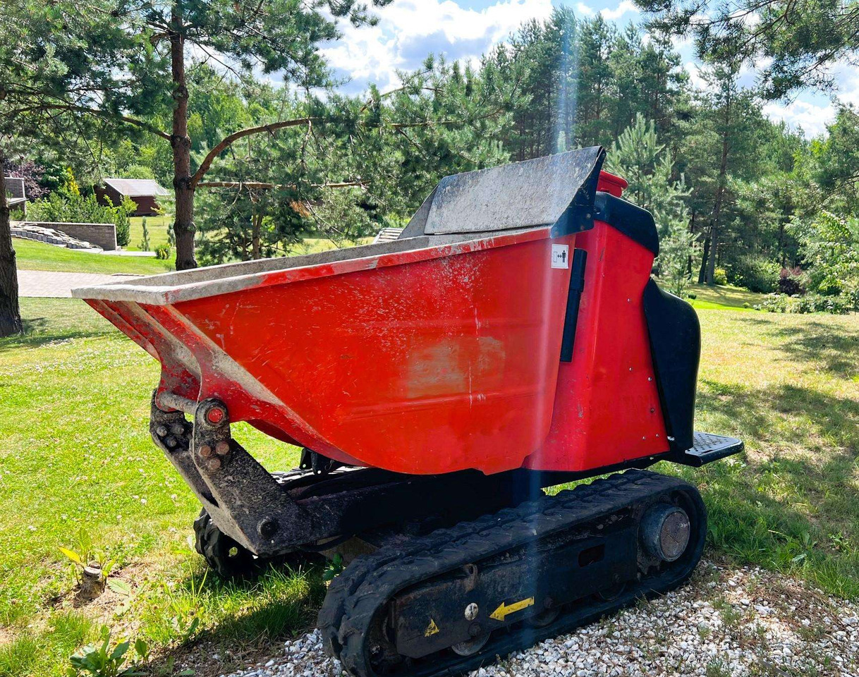 Kubota KC70 - Tempat sampah mini: gambar 2 Kubota KC70 - Tempat sampah mini: gambar 2