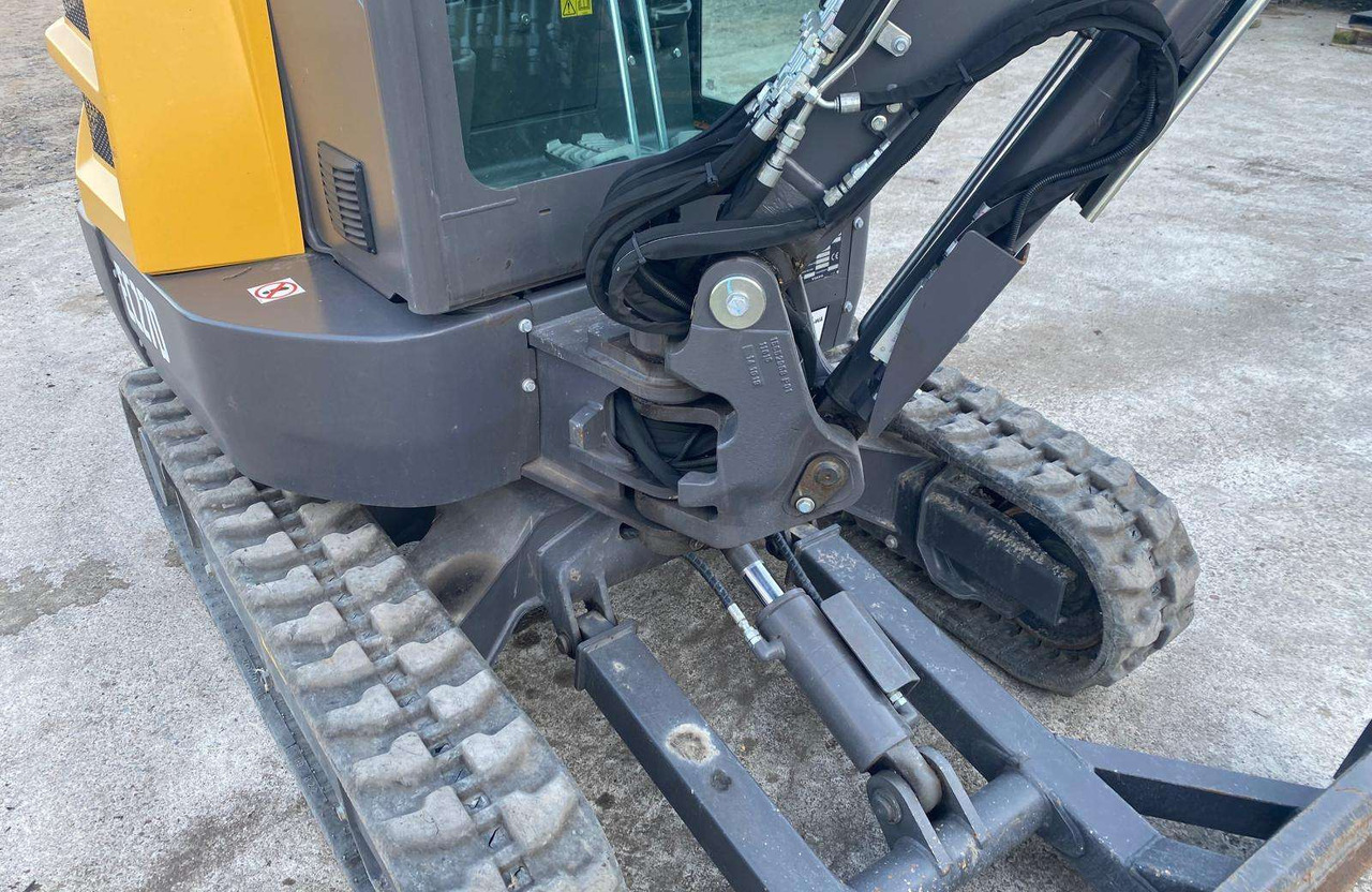Volvo EC27D - Ekskavator mini: gambar 4 Volvo EC27D - Ekskavator mini: gambar 4