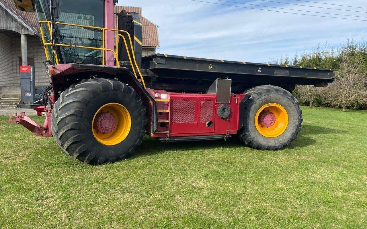 Vredo Greentec VT3326 - Traktor: gambar 2 Vredo Greentec VT3326 - Traktor: gambar 2