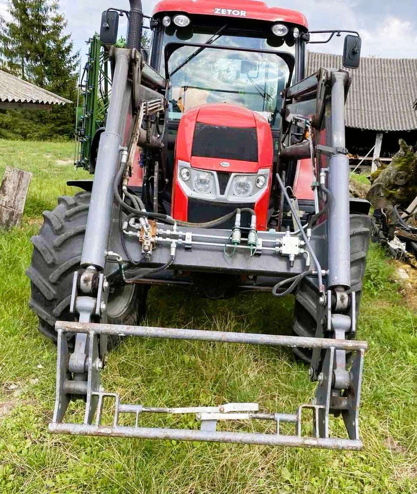 Zetor Forterra 140 - Traktor: gambar 2 Zetor Forterra 140 - Traktor: gambar 2