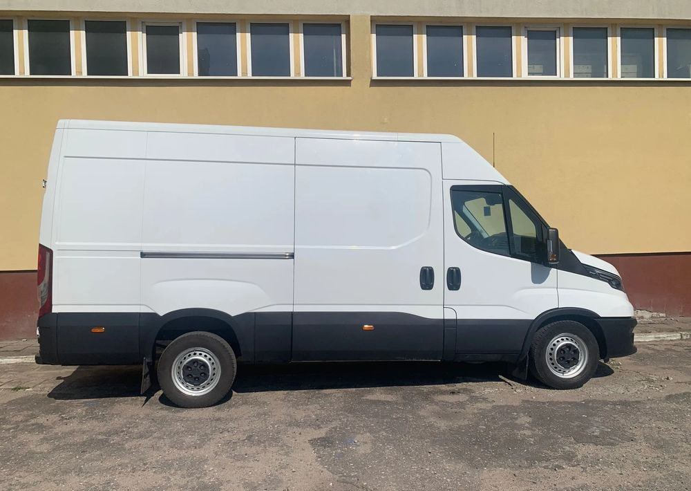 Iveco DAILY - Van panel: gambar 4 Iveco DAILY - Van panel: gambar 4