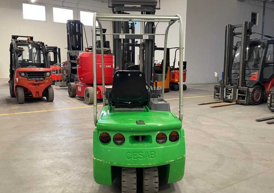 Cesab BLITZ 315 - Forklift listrik: gambar 2 Cesab BLITZ 315 - Forklift listrik: gambar 2
