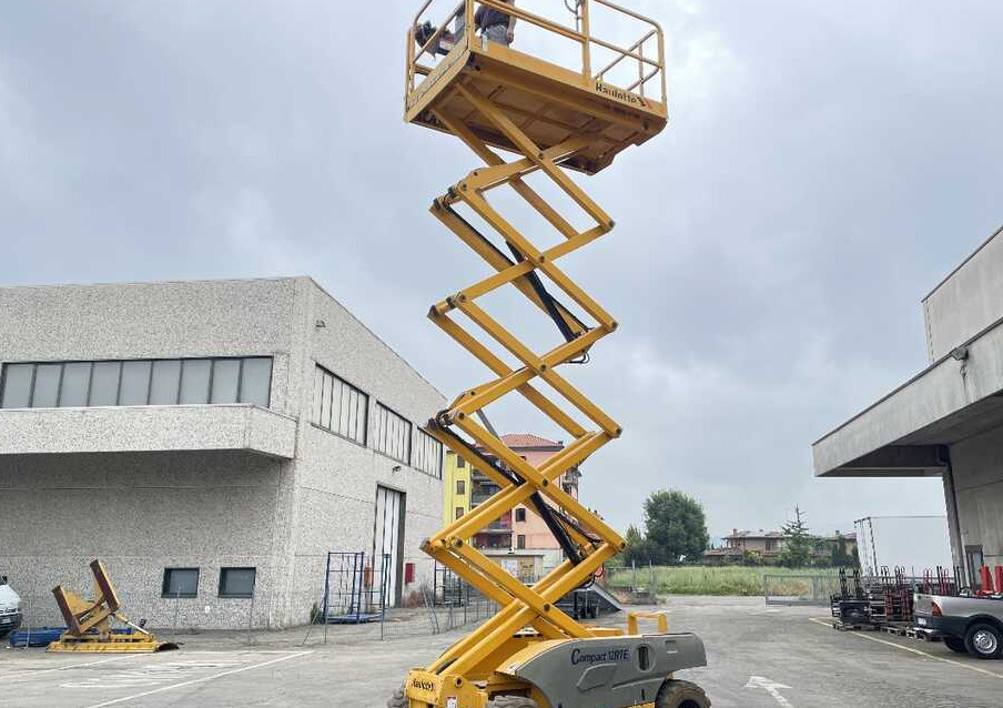HAULOTTE COMPACT 12 RTE Batterie NUOVE - Scissor lifts: gambar 2 HAULOTTE COMPACT 12 RTE Batterie NUOVE - Scissor lifts: gambar 2