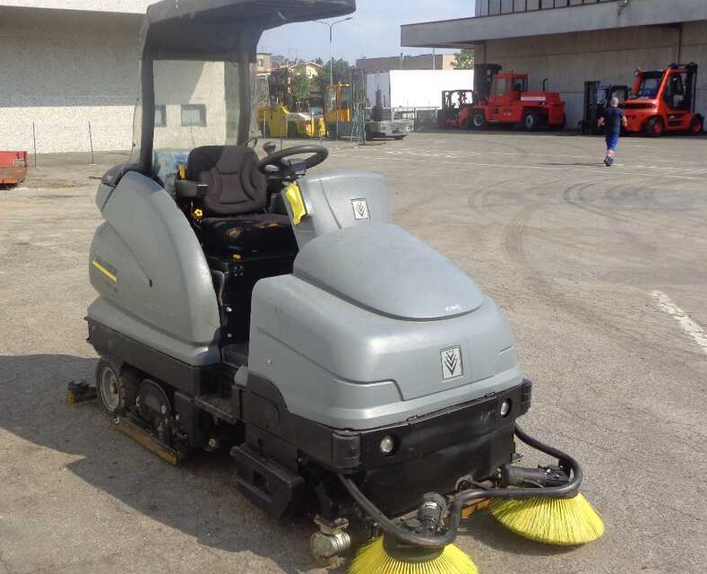Kärcher B 250 R I + R 120 - Pengering penggosok: gambar 3 Kärcher B 250 R I + R 120 - Pengering penggosok: gambar 3