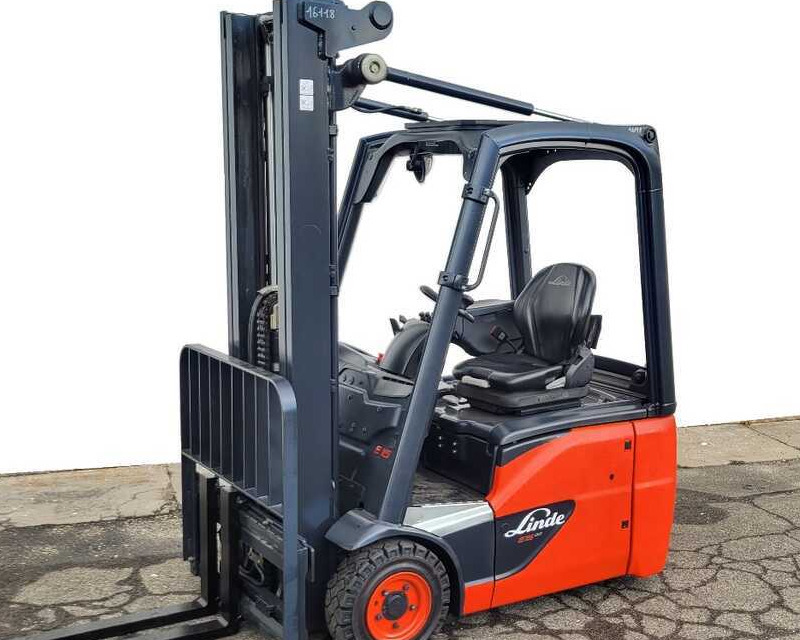 Linde E 15-02/386 (2500 ore) - Forklift listrik: gambar 1 Linde E 15-02/386 (2500 ore) - Forklift listrik: gambar 1