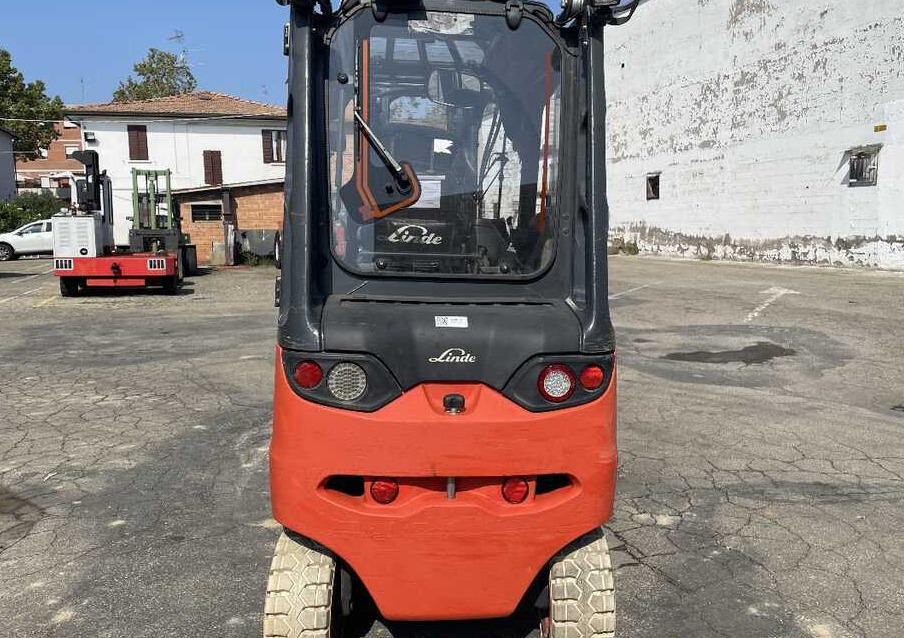 Linde E 35 HL - Forklift listrik: gambar 3 Linde E 35 HL - Forklift listrik: gambar 3