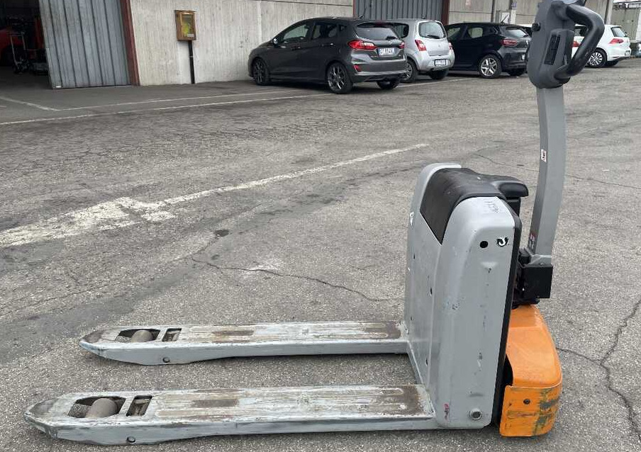 Still ECH 15 - Truk pallet: gambar 2 Still ECH 15 - Truk pallet: gambar 2