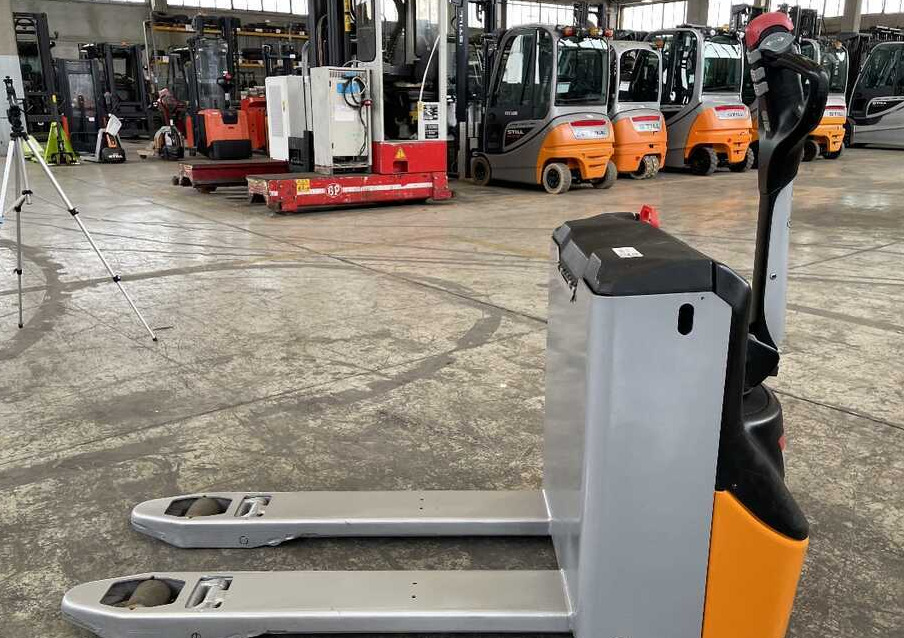 Still ECU 16 - Truk pallet: gambar 4 Still ECU 16 - Truk pallet: gambar 4