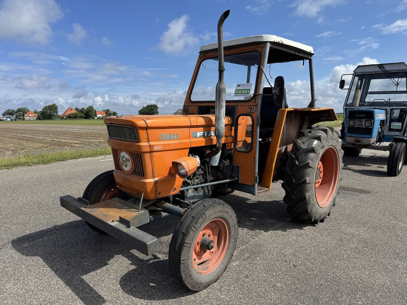 Fiat 400 - Traktor: gambar 1 Fiat 400 - Traktor: gambar 1