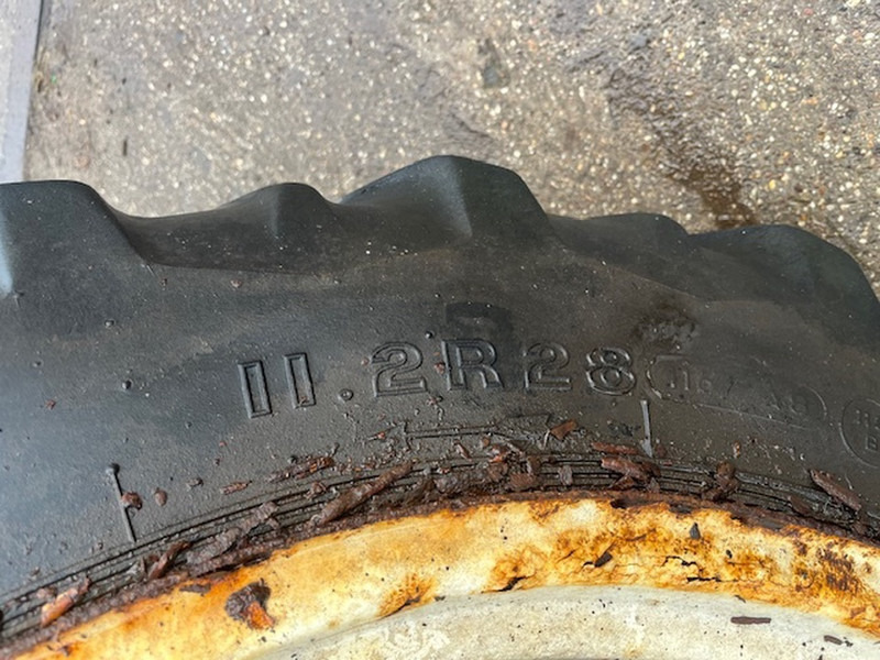 Firestone 11.2 R28 - Pelek: gambar 2 Firestone 11.2 R28 - Pelek: gambar 2