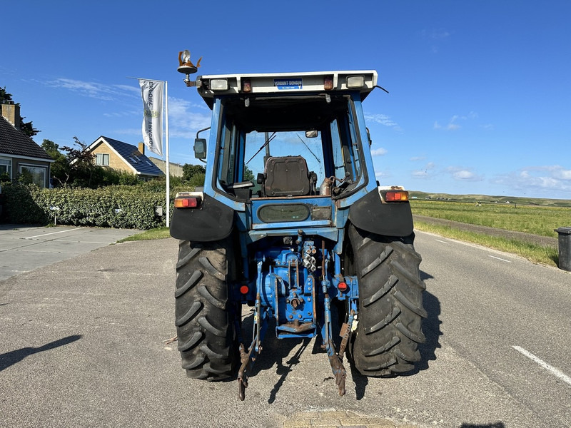 Traktor Ford 5110: gambar 10
