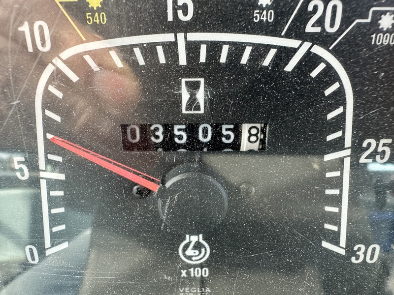 Ford 6640 SL - Traktor: gambar 5 Ford 6640 SL - Traktor: gambar 5