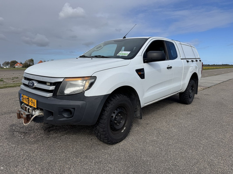 Ford Ranger - Van flatbed: gambar 1 Ford Ranger - Van flatbed: gambar 1