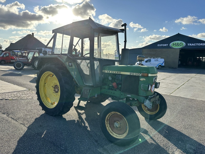 John Deere 2030 - Traktor: gambar 3 John Deere 2030 - Traktor: gambar 3