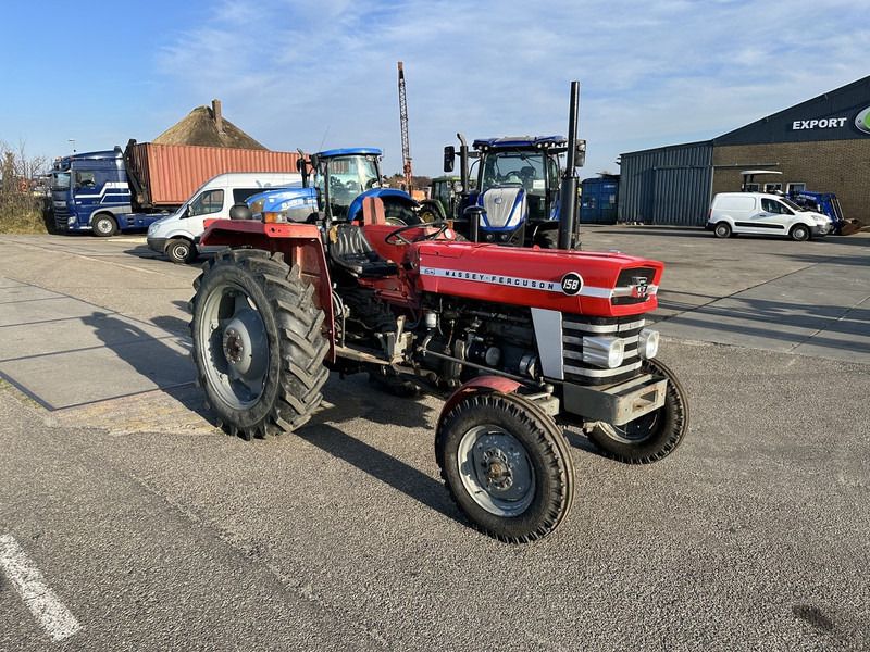 Massey Ferguson 158 - Traktor: gambar 3 Massey Ferguson 158 - Traktor: gambar 3