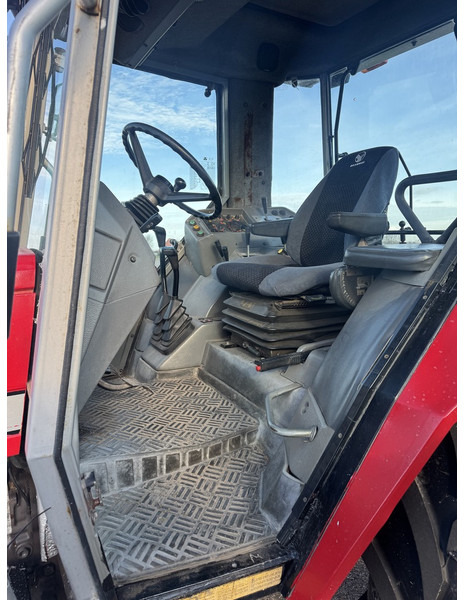 Massey Ferguson 3060 - Traktor: gambar 4 Massey Ferguson 3060 - Traktor: gambar 4