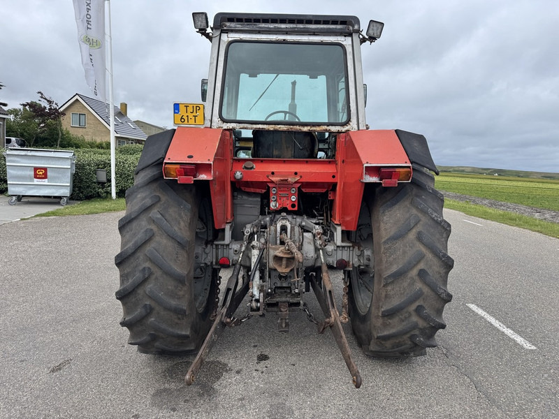 Traktor Massey Ferguson 590: gambar 10 Traktor Massey Ferguson 590: gambar 10