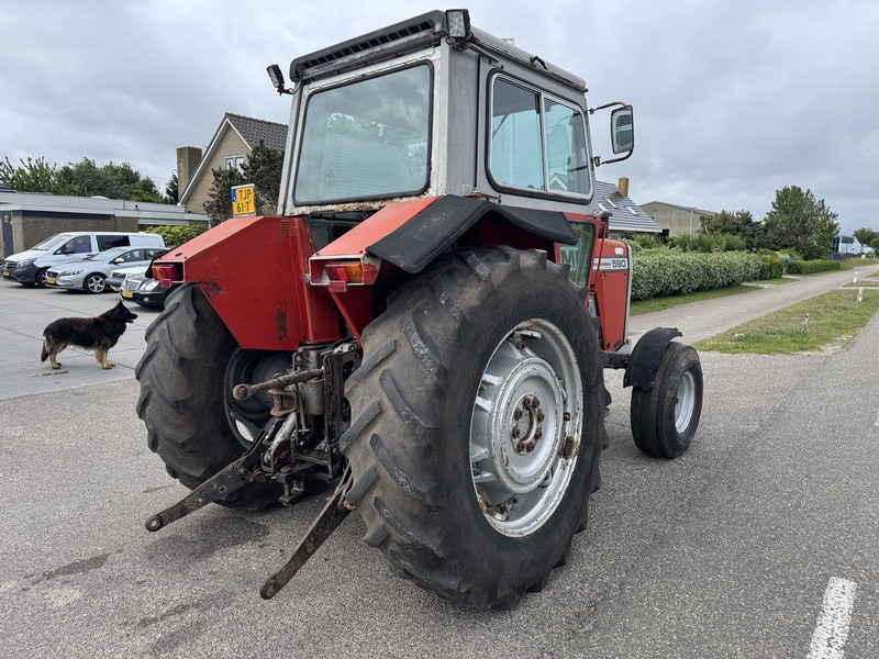 Traktor Massey Ferguson 590: gambar 11 Traktor Massey Ferguson 590: gambar 11