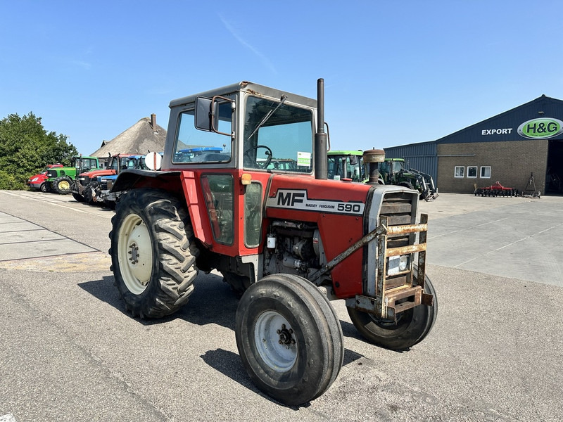 Massey Ferguson 590 - Traktor: gambar 3 Massey Ferguson 590 - Traktor: gambar 3