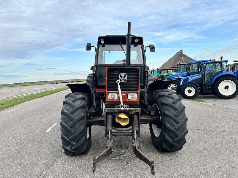 New Holland 180-90 DT - Traktor: gambar 3 New Holland 180-90 DT - Traktor: gambar 3