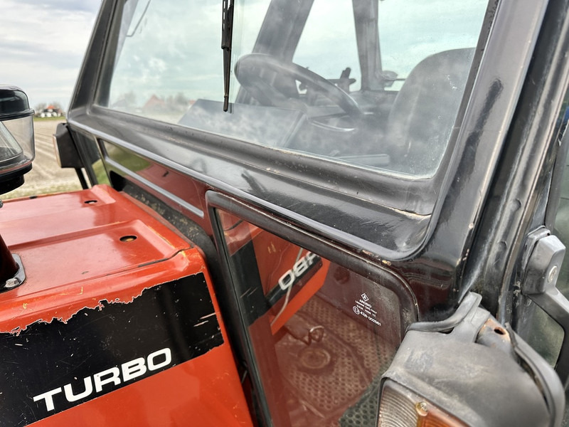 New Holland 180-90 DT - Traktor: gambar 4 New Holland 180-90 DT - Traktor: gambar 4