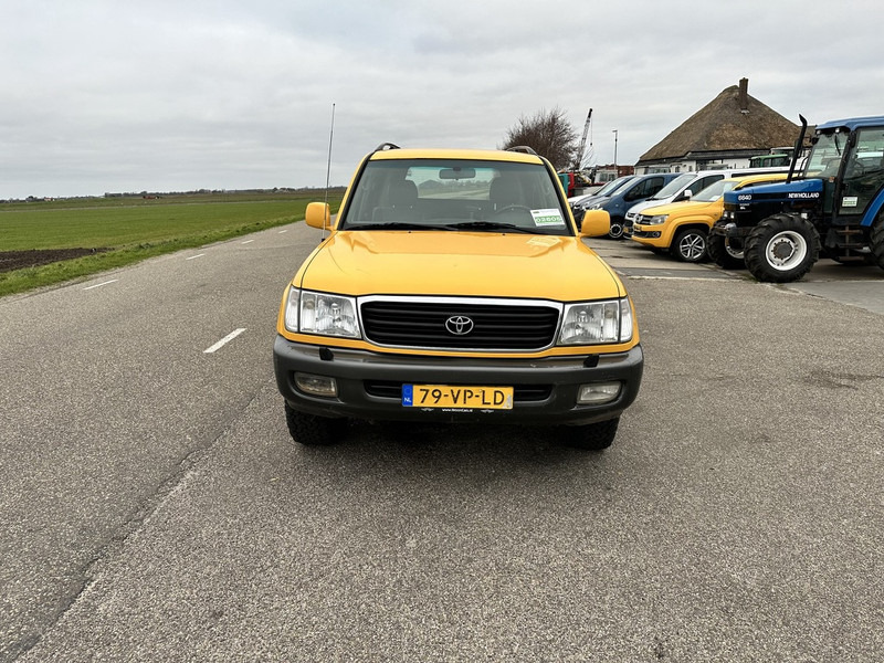 Toyota Land Cruiser - Mobil: gambar 2 Toyota Land Cruiser - Mobil: gambar 2