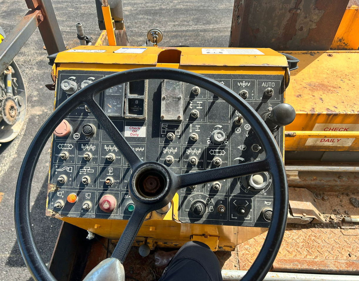 Paver aspal ABG Titan 473-2: gambar 6