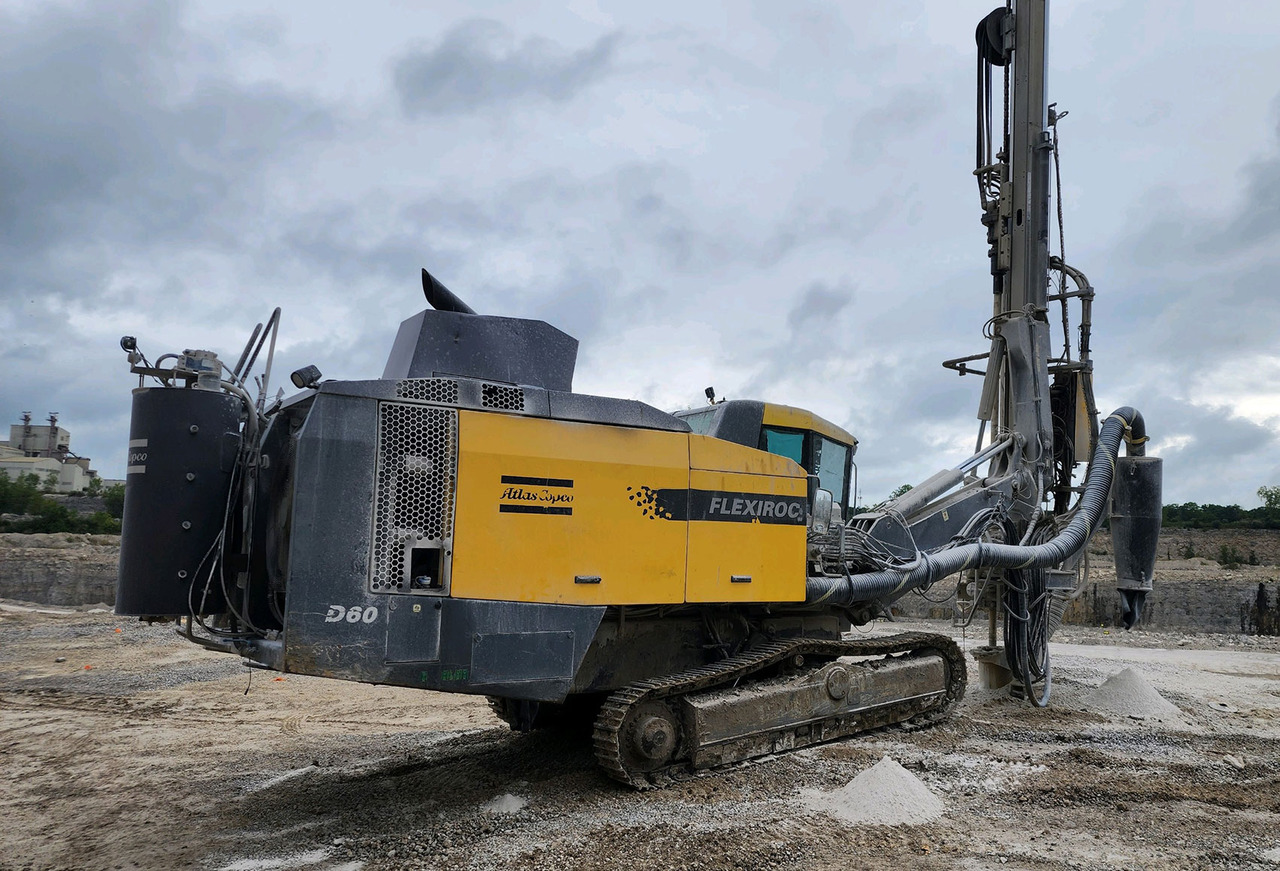 Atlas Copco FlexiROC D60 - Anjungan pengeboran: gambar 3 Atlas Copco FlexiROC D60 - Anjungan pengeboran: gambar 3