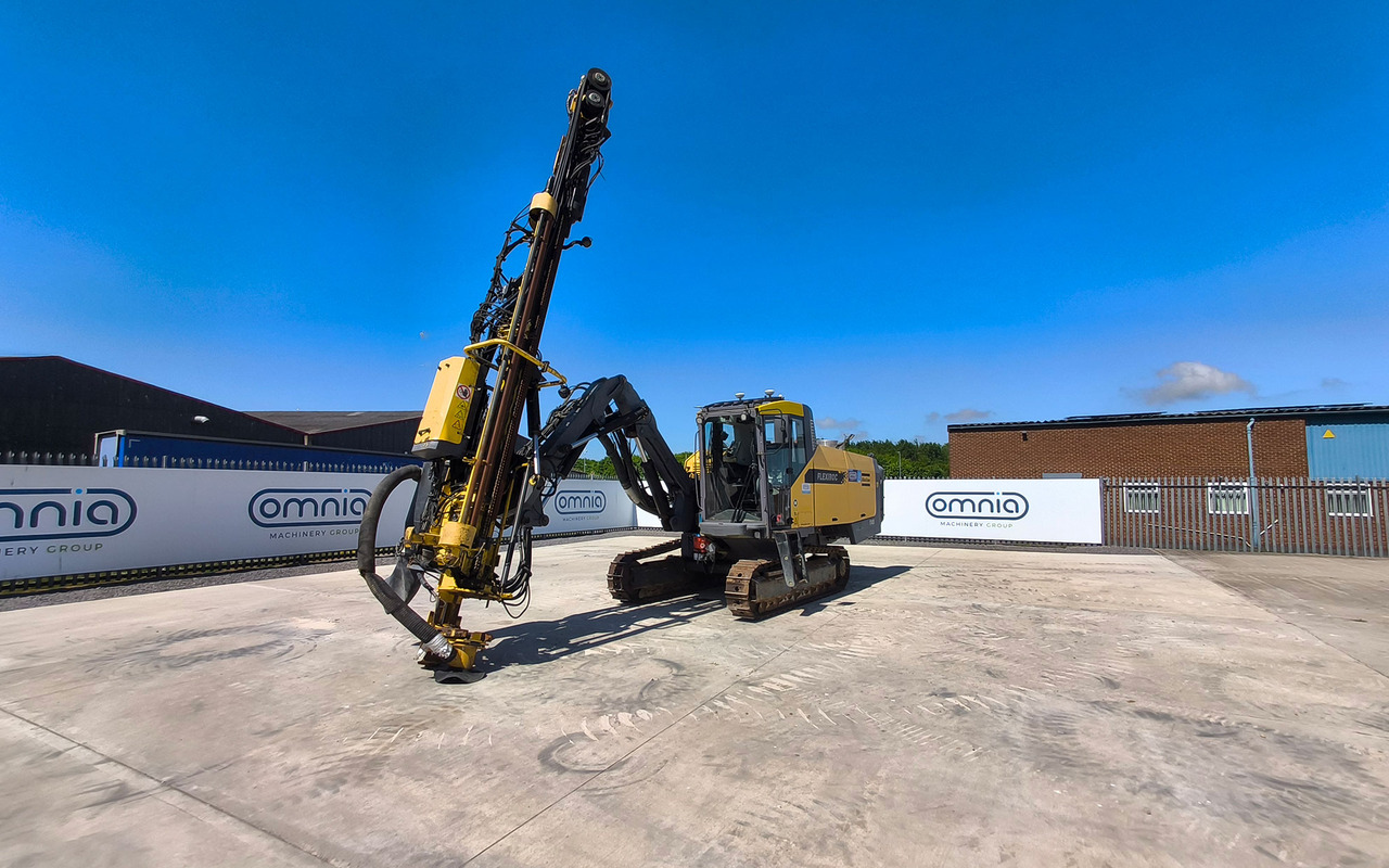 Atlas Copco FlexiROC T45-11SF - Anjungan pengeboran: gambar 4 Atlas Copco FlexiROC T45-11SF - Anjungan pengeboran: gambar 4