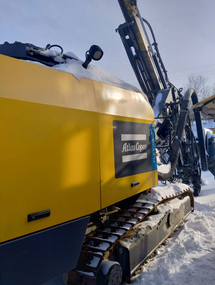 Atlas Copco FlexiROC T45 - Anjungan pengeboran: gambar 4 Atlas Copco FlexiROC T45 - Anjungan pengeboran: gambar 4