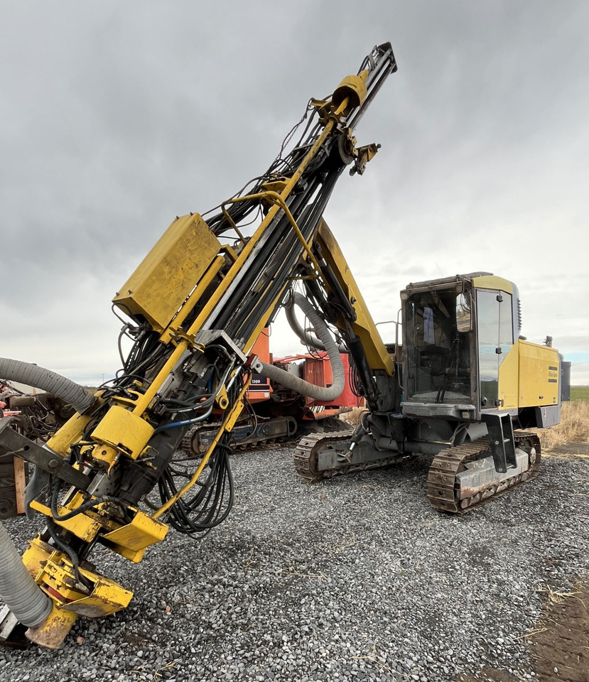 Atlas Copco ROC D5 - Anjungan pengeboran: gambar 2 Atlas Copco ROC D5 - Anjungan pengeboran: gambar 2
